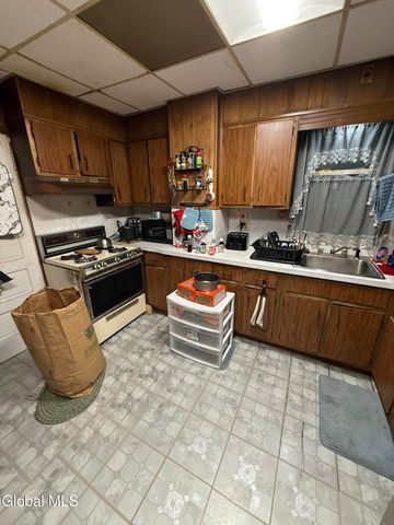 599 2nd Street, Albany, NY 12206