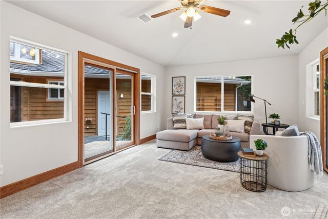 13 Baycliff Place, Port Townsend, WA 98368