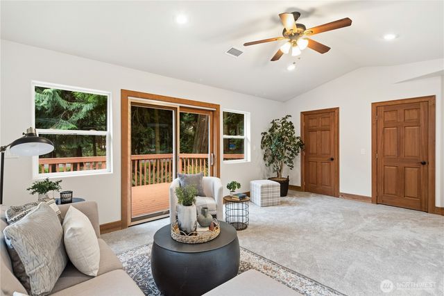 13 Baycliff Place, Port Townsend, WA 98368