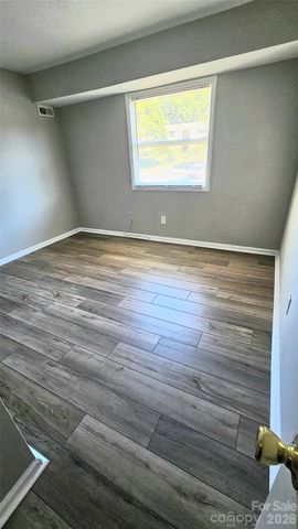 7984 Shady Oak Trail 187, Charlotte, NC 28210