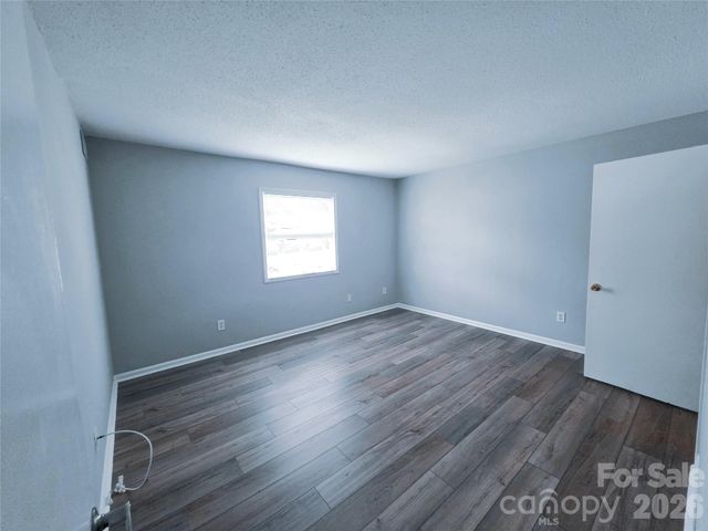 7984 Shady Oak Trail 187, Charlotte, NC 28210