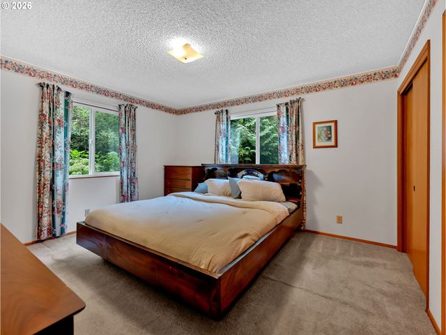 58610 E HIGHWAY 26, Sandy, OR 97055