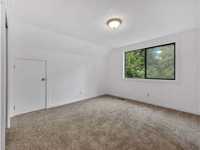 58610 E HIGHWAY 26, Sandy, OR 97055