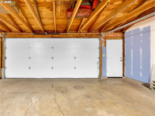 58610 E HIGHWAY 26, Sandy, OR 97055