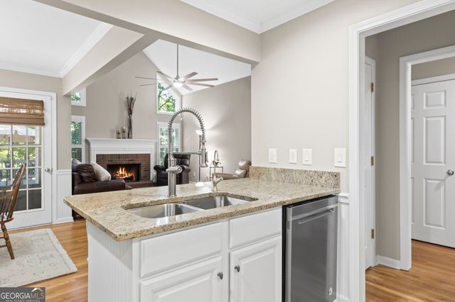 6053 Braidwood Close, Acworth, GA 30101
