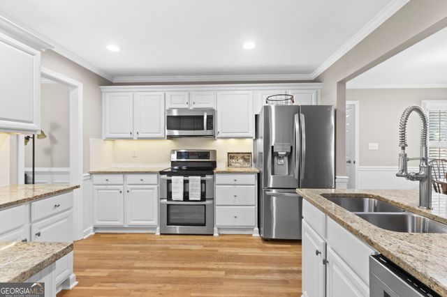 6053 Braidwood Close, Acworth, GA 30101
