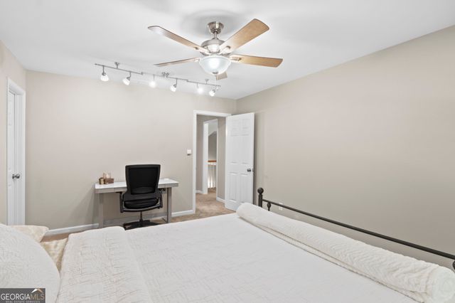 6053 Braidwood Close, Acworth, GA 30101