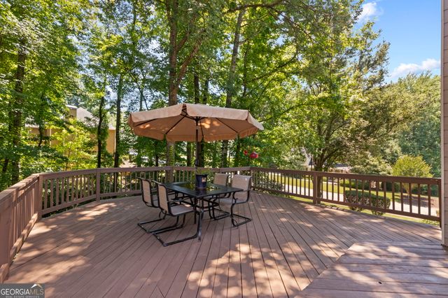 6053 Braidwood Close, Acworth, GA 30101