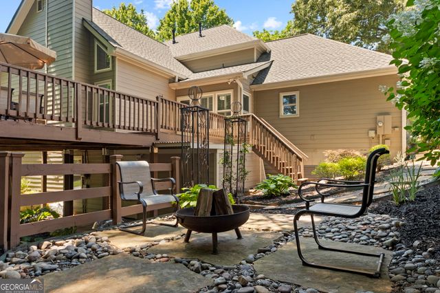 6053 Braidwood Close, Acworth, GA 30101