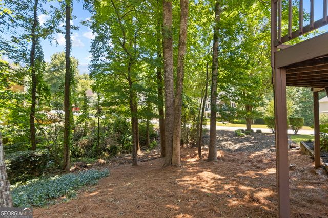 6053 Braidwood Close, Acworth, GA 30101