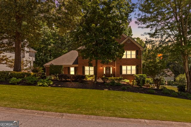6053 Braidwood Close, Acworth, GA 30101