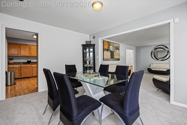 25551 KILREIGH Drive, Farmington Hills, MI 48336
