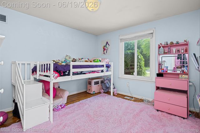 25551 KILREIGH Drive, Farmington Hills, MI 48336