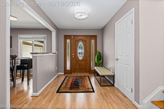 25551 KILREIGH Drive, Farmington Hills, MI 48336