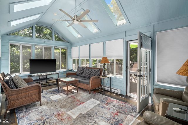 10823 Portside Court, Indianapolis, IN 46236