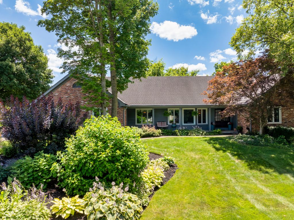 10823 Portside Court, Indianapolis, IN 46236