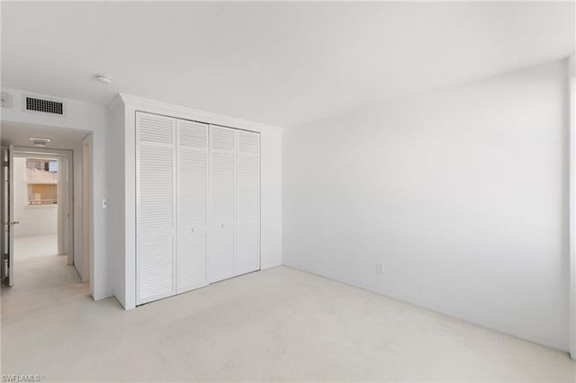 2121 Gulf Shore BLVD N 203, Naples, FL 34102