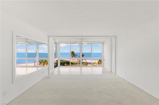 2121 Gulf Shore BLVD N 203, Naples, FL 34102