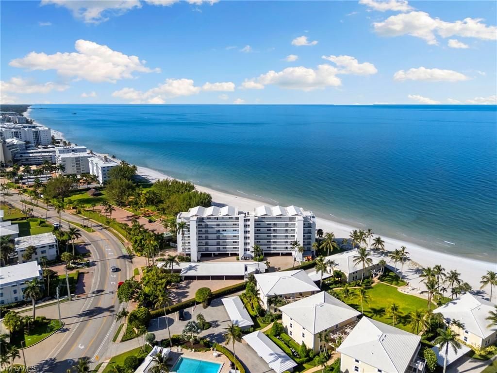 2121 Gulf Shore BLVD N 203, Naples, FL 34102