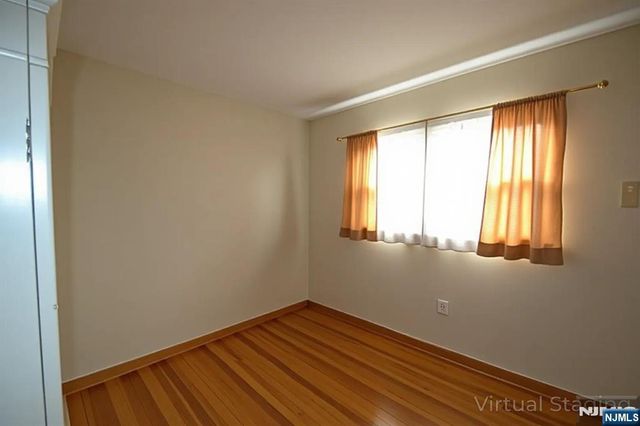 60 Scoles Avenue, Clifton, NJ 07012