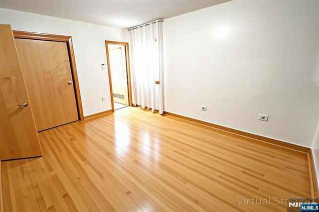 60 Scoles Avenue, Clifton, NJ 07012