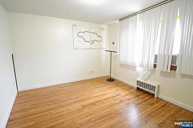 60 Scoles Avenue, Clifton, NJ 07012