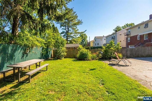 60 Scoles Avenue, Clifton, NJ 07012