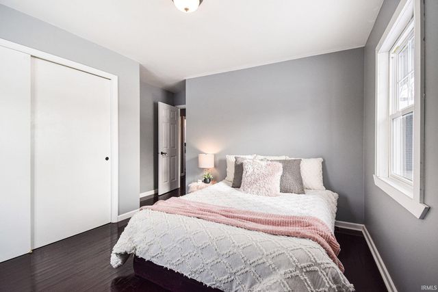 416 W Cherry Tree Drive, Warsaw, IN 46582