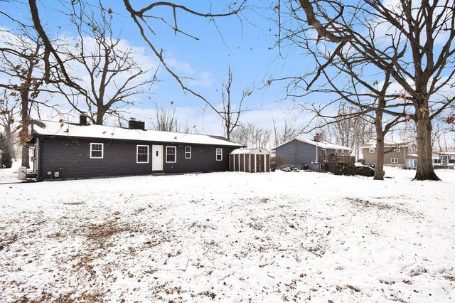 416 W Cherry Tree Drive, Warsaw, IN 46582