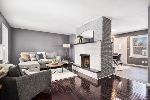 416 W Cherry Tree Drive, Warsaw, IN 46582