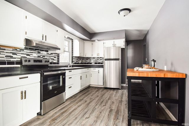 416 W Cherry Tree Drive, Warsaw, IN 46582