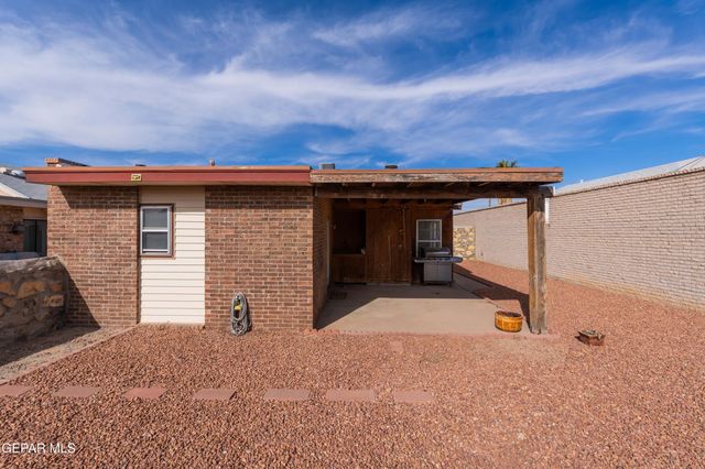 11116 NORTHFIELD Avenue, El Paso, TX 79936