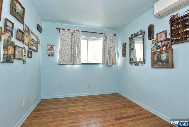 638 Washington Avenue, Twp Of Washington, NJ 07676