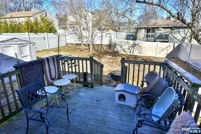 638 Washington Avenue, Twp Of Washington, NJ 07676