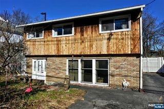638 Washington Avenue, Twp Of Washington, NJ 07676