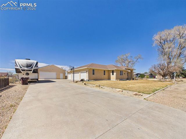 1079 Lynn Drive, Pueblo, CO 81006