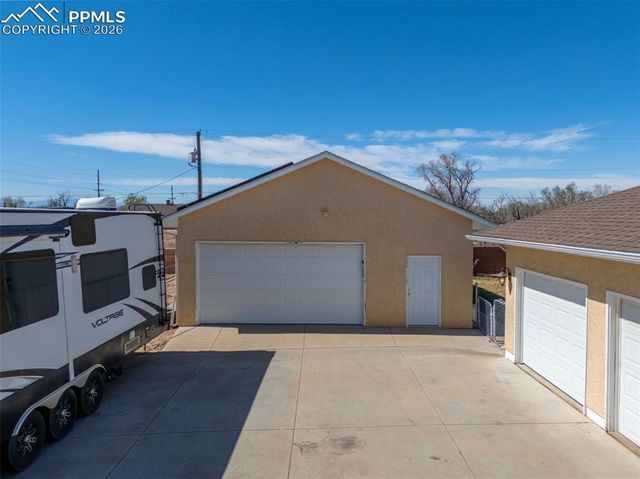 1079 Lynn Drive, Pueblo, CO 81006