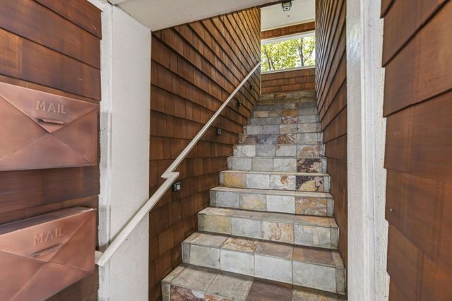 1263 Holly Street B, San Carlos, CA 94070