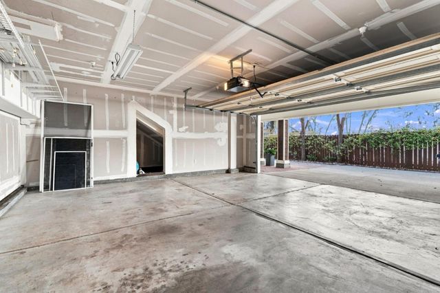 1263 Holly Street B, San Carlos, CA 94070