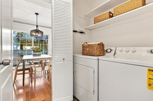 1263 Holly Street B, San Carlos, CA 94070