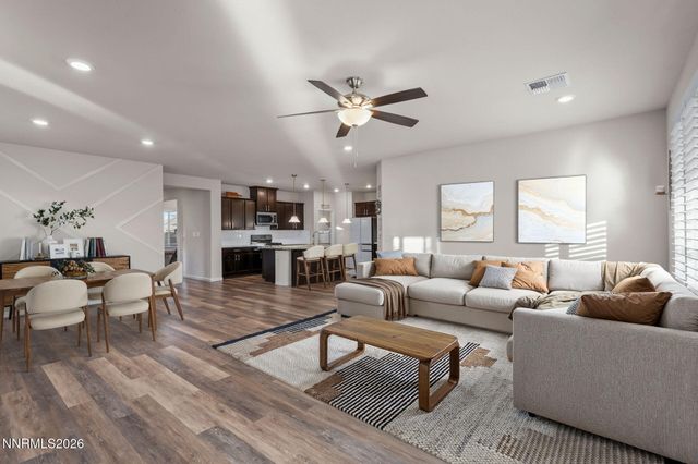 1030 Garden Pond Way, Sparks, NV 89441