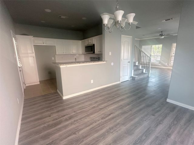 2349 Homewood Lane, Grand Prairie, TX 75050