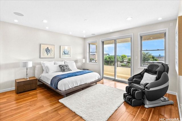 4218 Kaimanahila Street, Honolulu, HI 96816