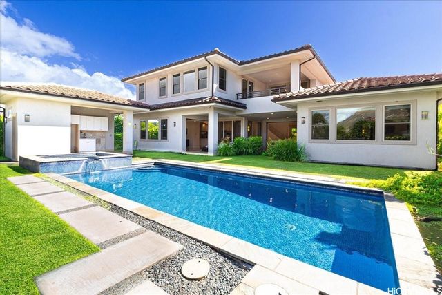 4218 Kaimanahila Street, Honolulu, HI 96816