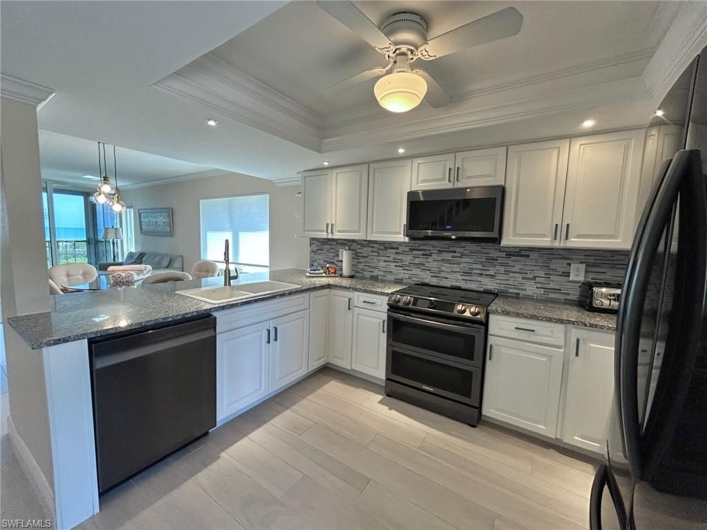497 E Gulf DR 4, SANIBEL, FL 33957 — photo 4