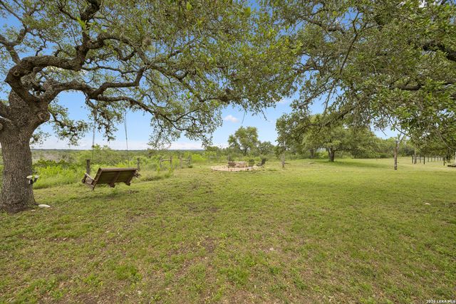 741 County Road 351, Hondo, TX 78861