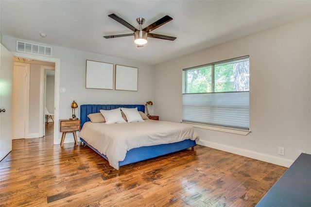 2824 W Kiest Boulevard, Dallas, TX 75233