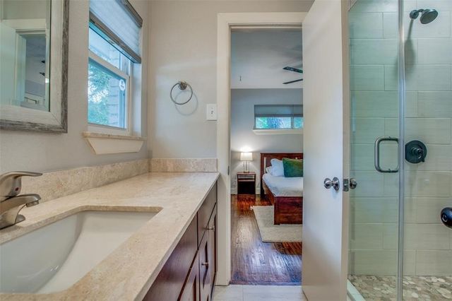 2824 W Kiest Boulevard, Dallas, TX 75233