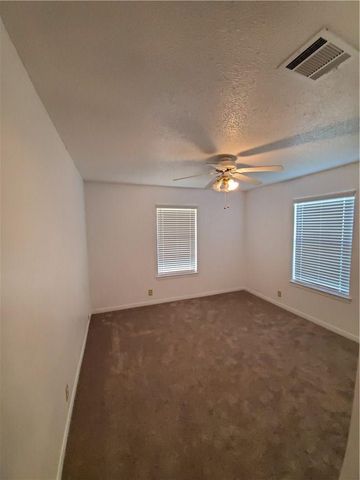 108 Verna SPUR B, Georgetown, TX 78628