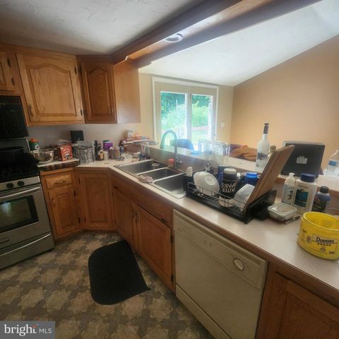 225 RUPP RD, Gettysburg, PA 17325